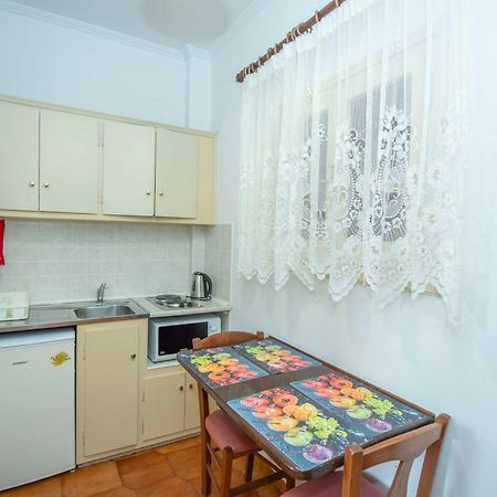 Fiona Apartments 罗达 外观 照片