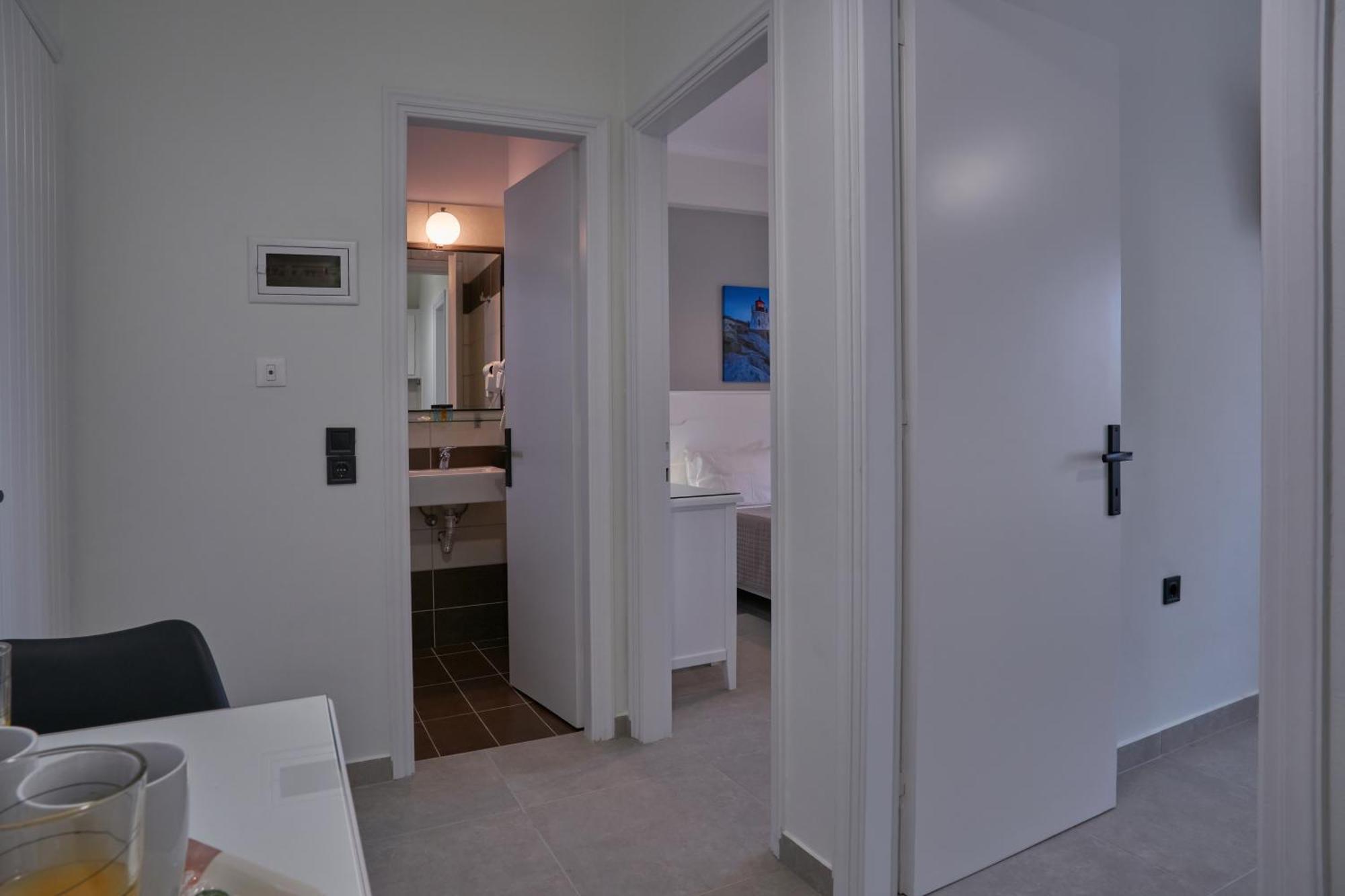 Fiona Apartments 罗达 外观 照片